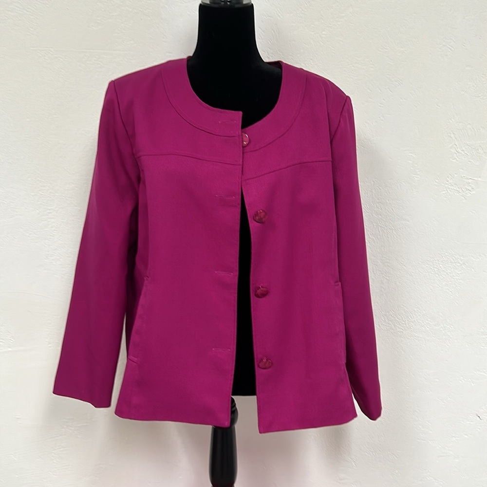 Jacket button front magenta in color size 18